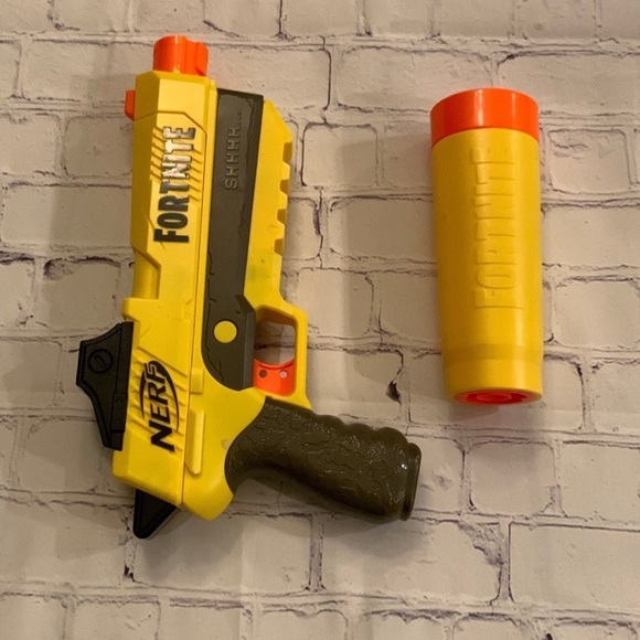 Nerf Fortnite Edition SP-L Elite Dart Blaster - Picture 4 of 11
